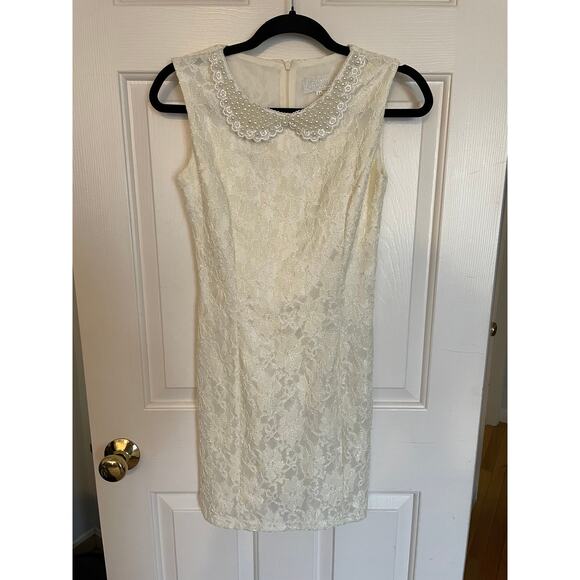 Exclusive Collection Elegant Pearl Collar Junior’s Size 44 Pearl and Lace Dress - Picture 1 of 9